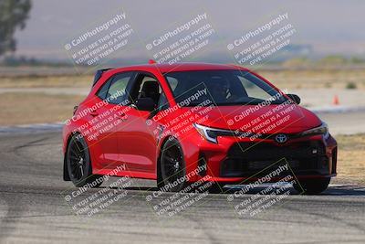 media/Sep-20-2025-Extreme Speed (Sat) [[1fcc23683c]]/Orange (Mid Intermediate)/Session 2 (Sunrise)/